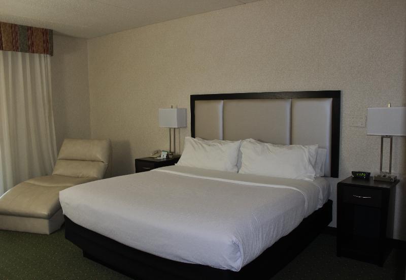 Holiday Inn Des Moines-Airport Conf Center By Ihg Exterior foto